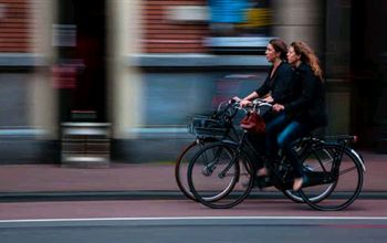 La mobilità a emissioni zero in Italia: rapporto di Legambiente